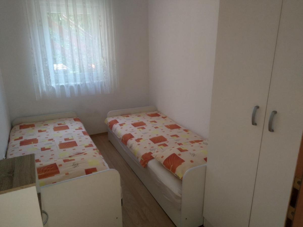 Marina Apartment บีโอกราดนาโมรู ภายนอก รูปภาพ