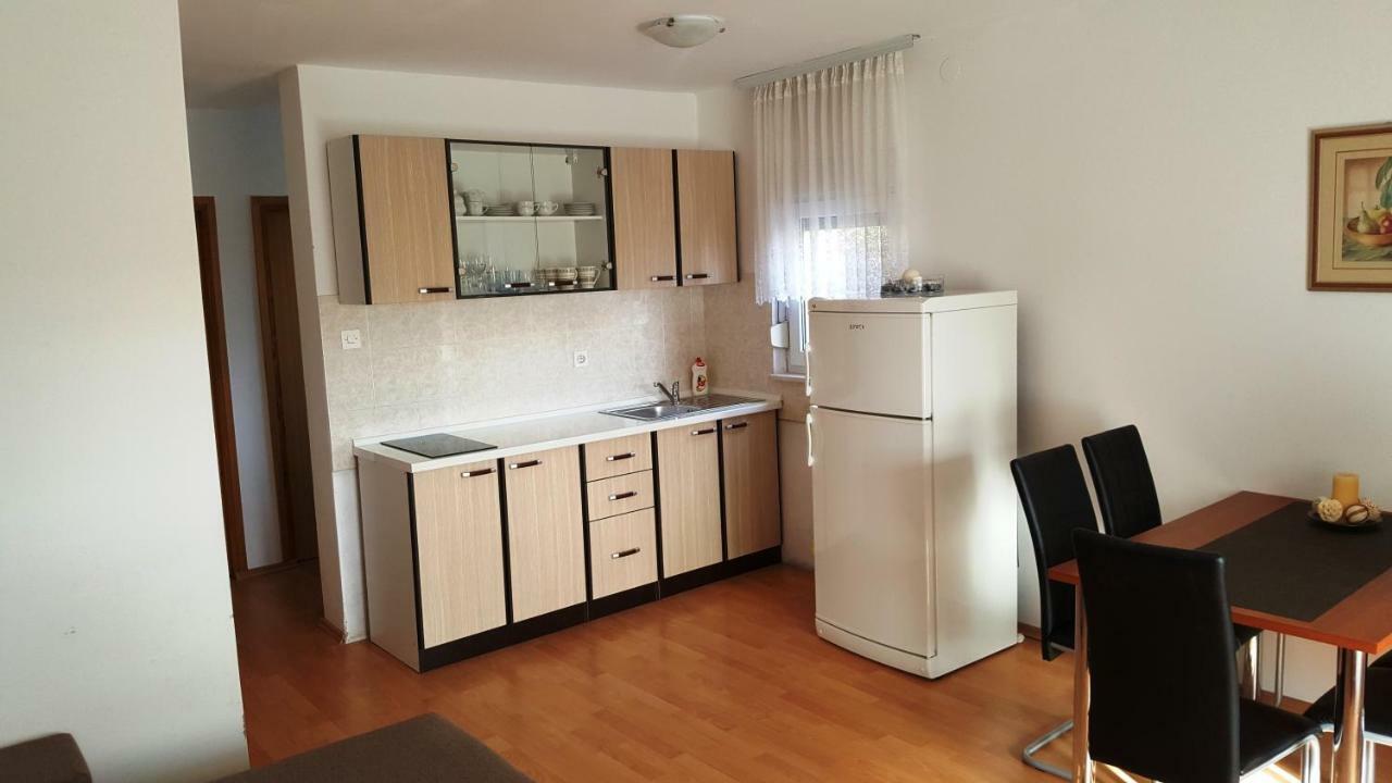 Marina Apartment บีโอกราดนาโมรู ภายนอก รูปภาพ