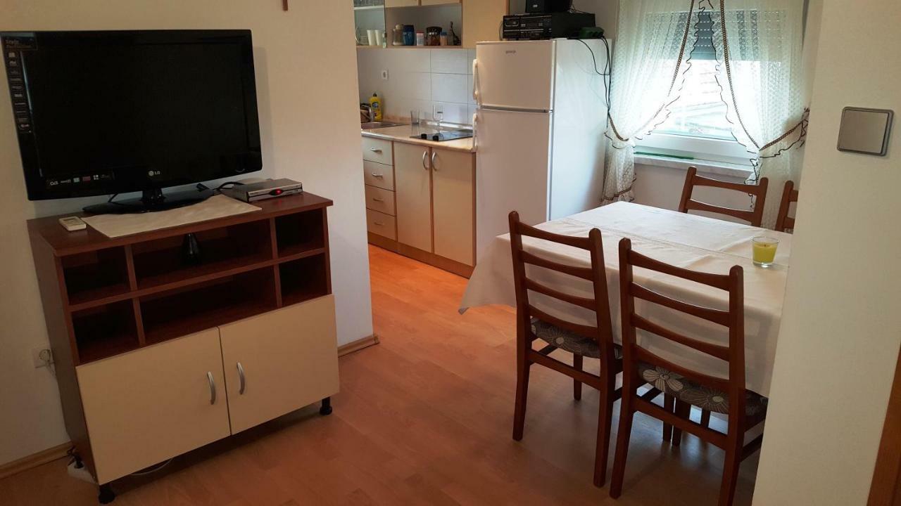 Marina Apartment บีโอกราดนาโมรู ภายนอก รูปภาพ